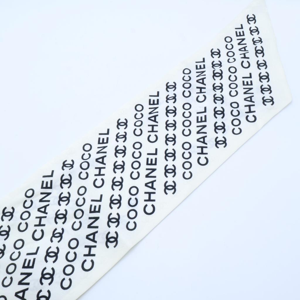 Chanel Excellent Condition 25 Stainless Steel Silk CC Logos Twilly Scarf whiteUsed