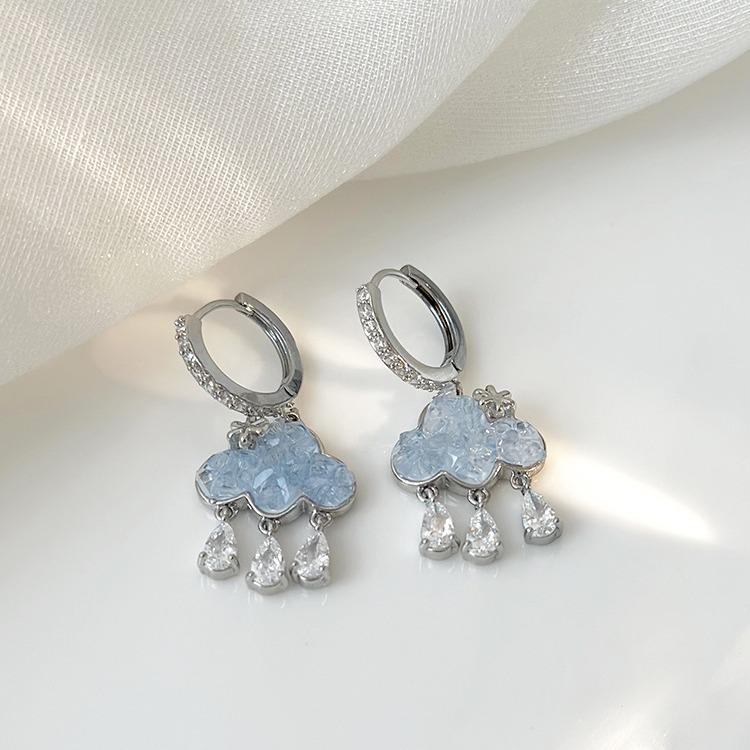 Elegant Forest-Style Blue Zircon Tassel Ear Cuff