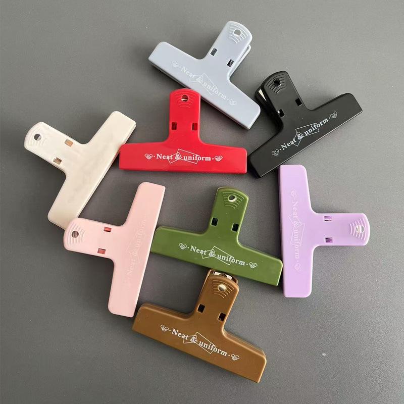 

Colored Magnetic Long Tail Planner Clip for Students