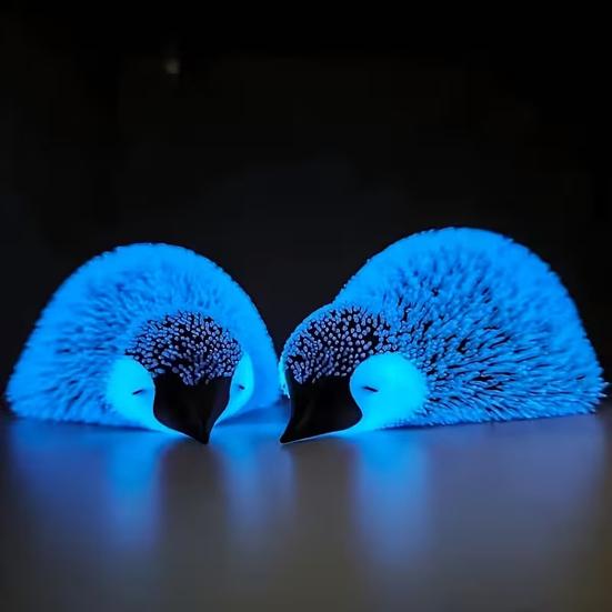 3D Printed Penguin Ornament Glow-in-the-dark Standing Lying Penguin Figurine Glowing Simulated Animal Model Home Office Decoration