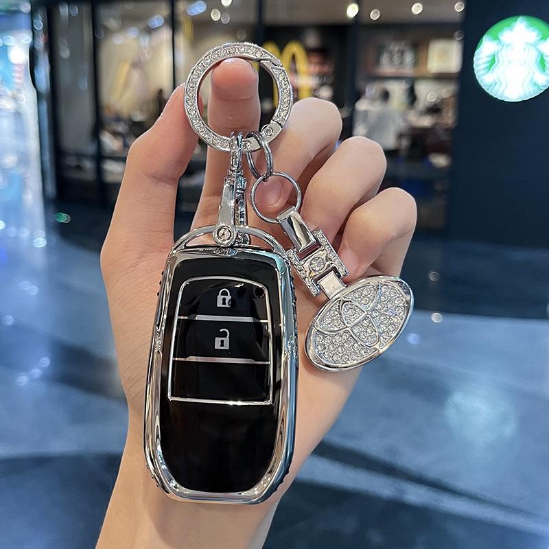 TPU Car Key Case Fob Cover for Toyota CHR Hilux Fortuner Land Cruiser 200 Camry Corolla Crown RAV4 Highland Keychain Accessories