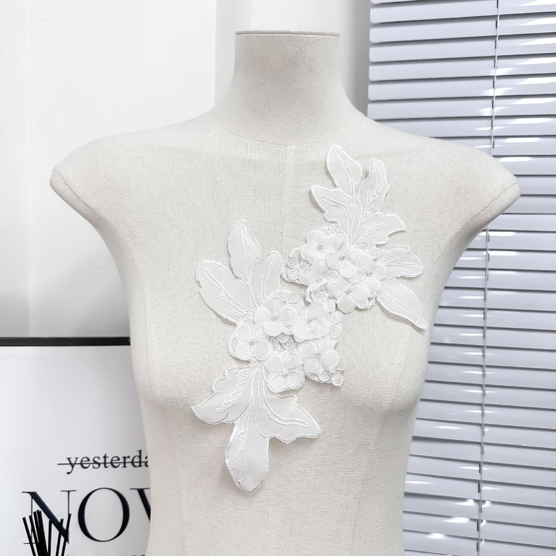 

Lace Multi-Layer Hydrangea Beads Three-Dimensional Embroidery Flower Dress Dress Shirt Flower Sticker Cloth Sticker Accessories H5056 white one