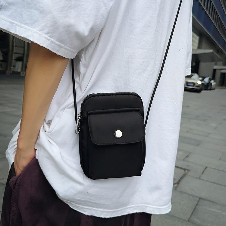 Niche Light Shopping Nylon Cloth Mobile Phone Bag Small Square Bag Crossbody Small Bag Men's Bag Korean Version Oxford Cloth Small Satchel Women's Bag