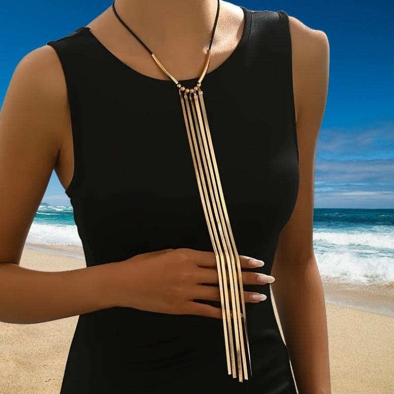 Übertriebene Zugkette Personalisierte Kette Metall Schlangenknochenkette Lange Kaltwind Halskette Schmuck