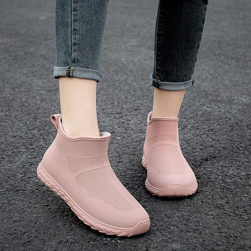 

Fashion short tube college rain boots rubber shoes water shoes non-slip water boots plastic thickened women s summer work rubber boots rain shoes 40