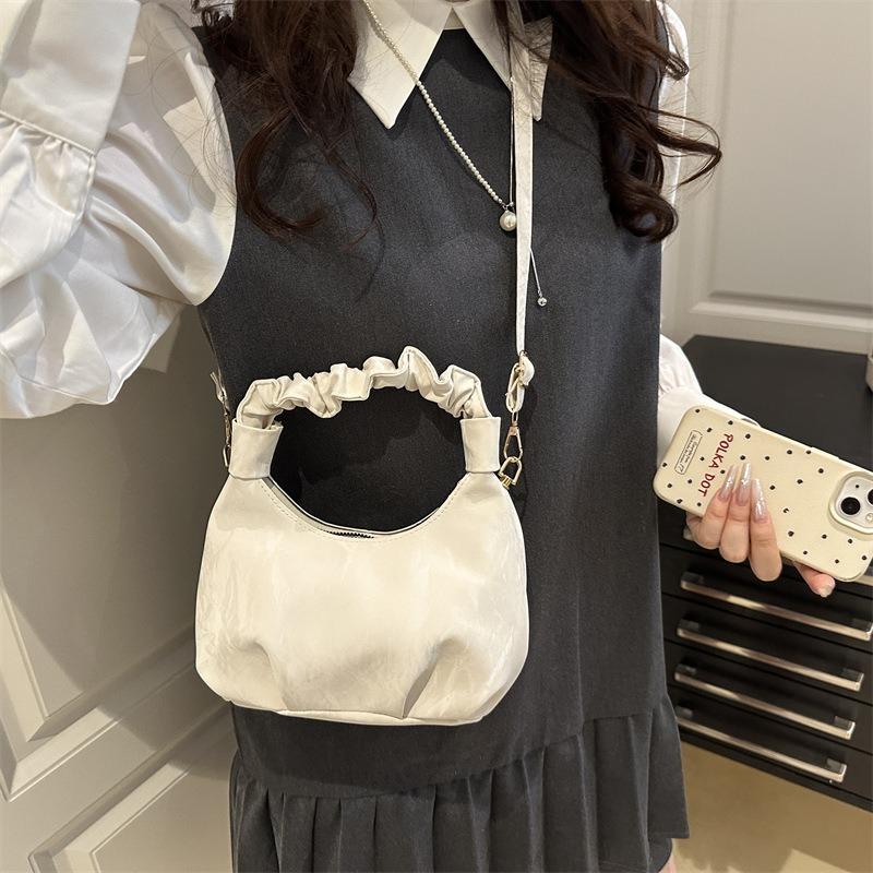 Bag Summer New Fashion Chain Messenger Bag Simple Fashion Personalized Handbag Dumpling Bag
