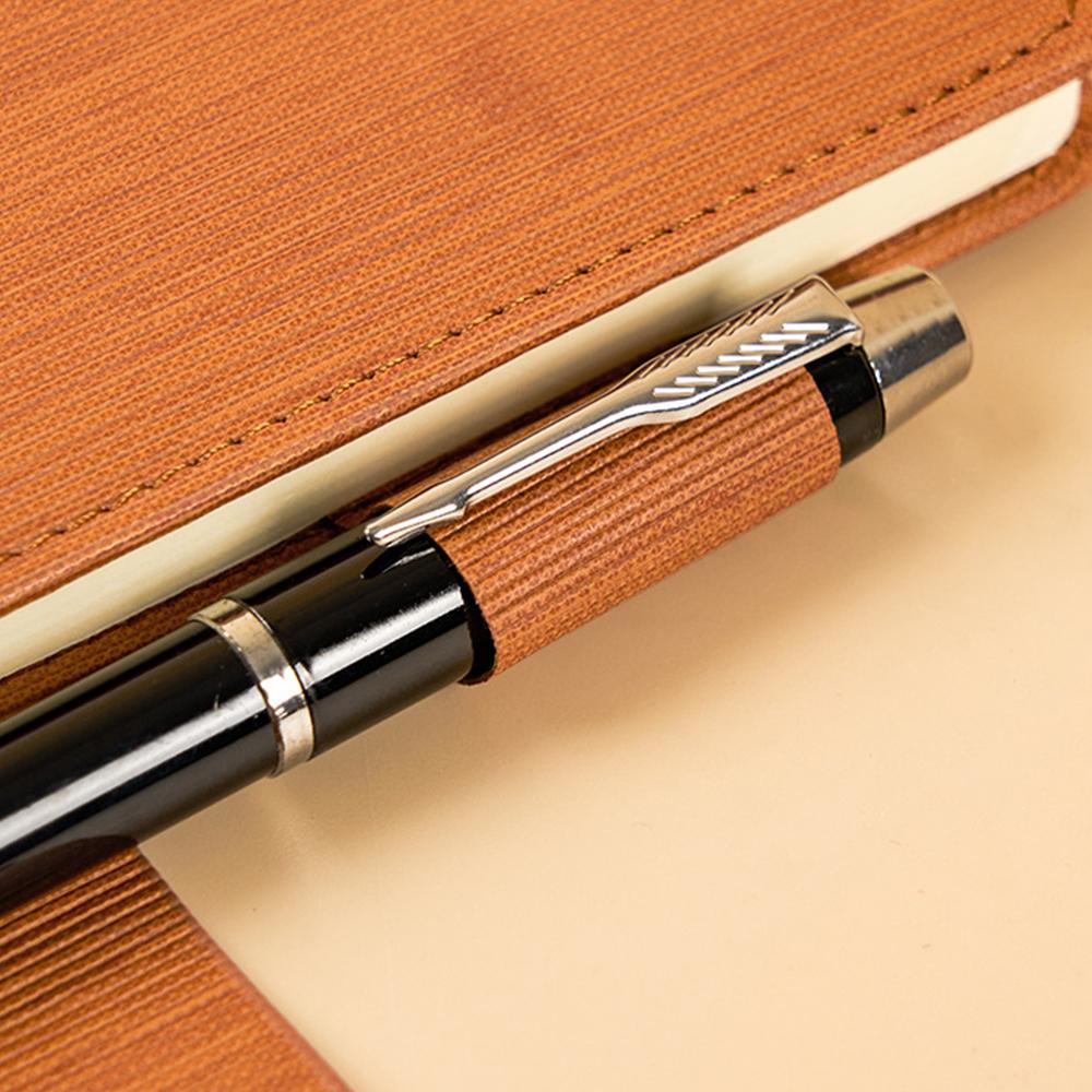 Notatnik biznesowy A5 ze skórzaną klamrą, dziennik spotkań roboczych, zeszyt przedmiotowy ucznia, pogrubiony pamiętnik, zeszyt z fragmentami, liniowane strony wewnętrzne, dziennik podróży