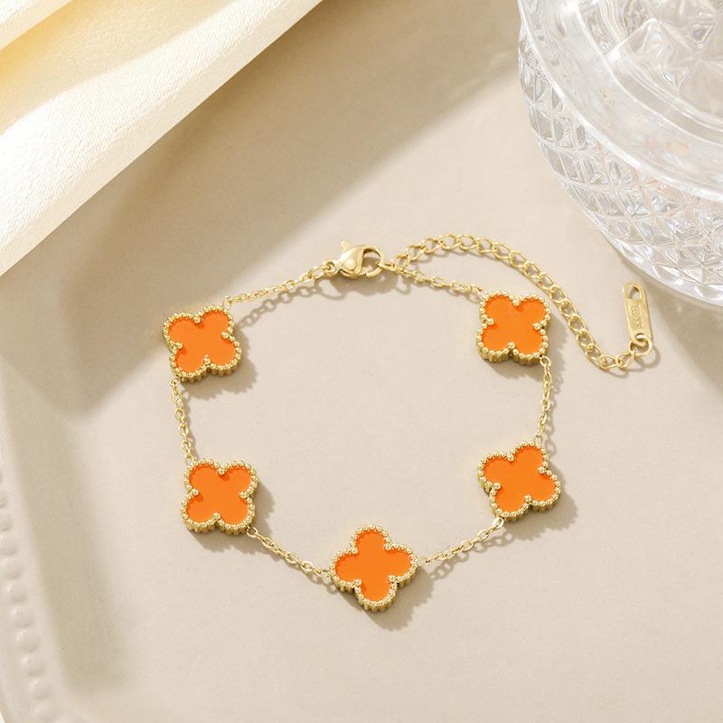 Four-leaf Clover Bracelet A Stylish and Luxurious Titanium Steel Bracelet for Women Featuring An Elegant Design and A High-end Look