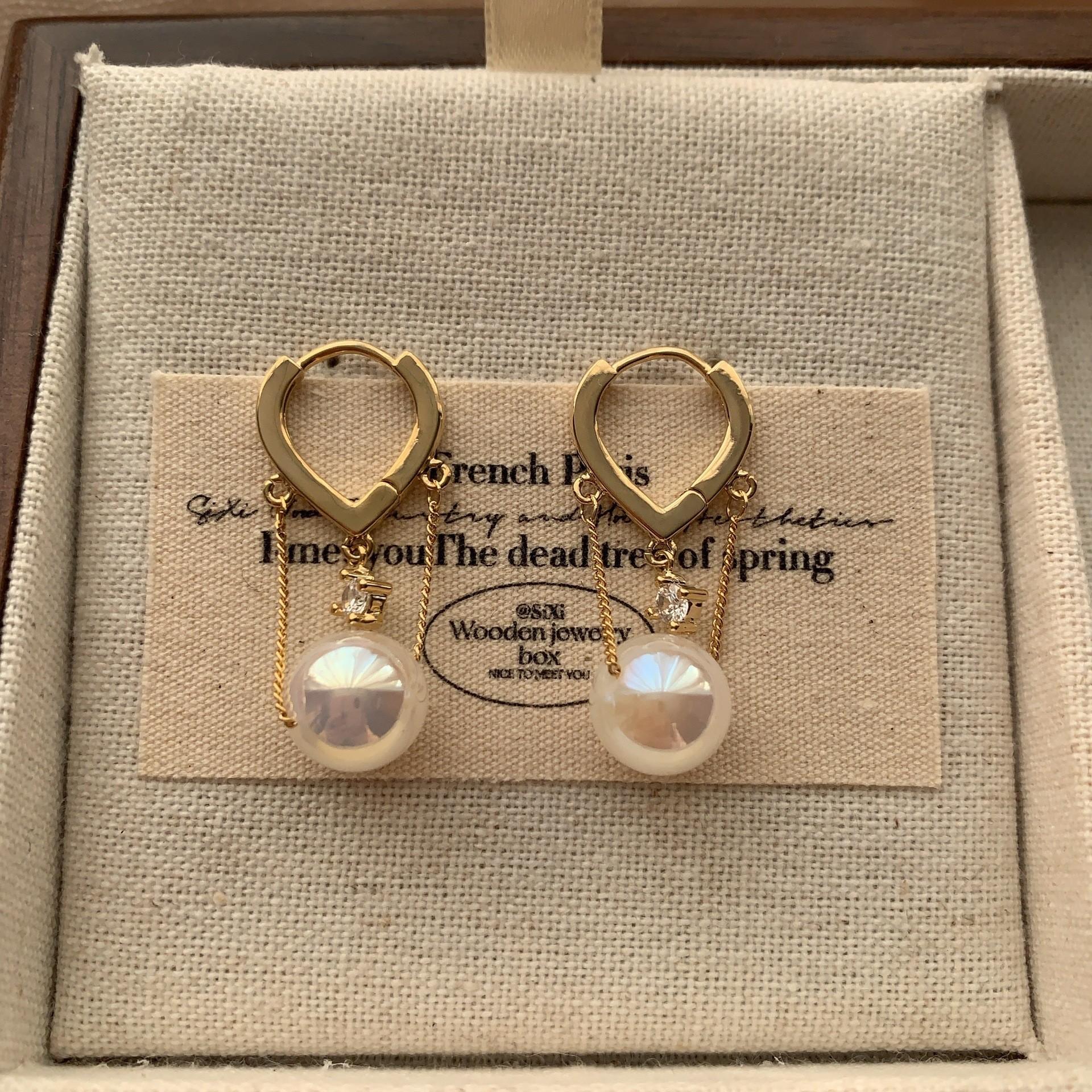 Серьги-клипсы ретро в гонконгском стиле с красным жемчугом, серьги для проколотых ушей, серьги, женственность