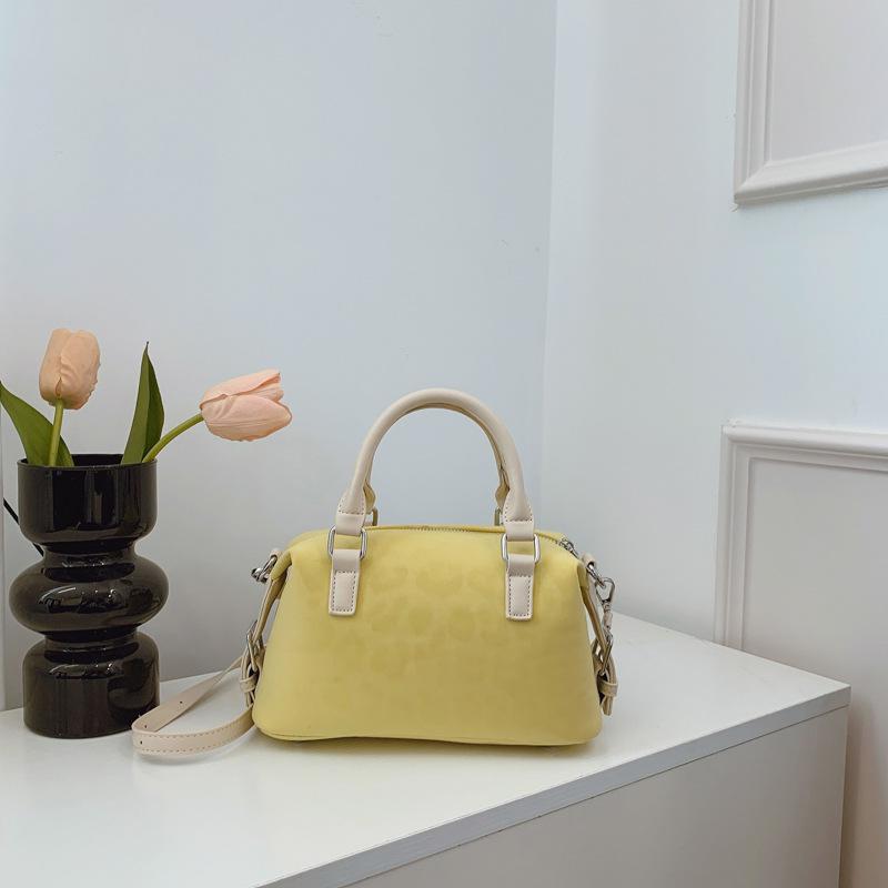 

Женская кожаная сумка-бостон кросс-боди 2025: Модная мультяшная сумочка и одноплечная сумка кроссбоди