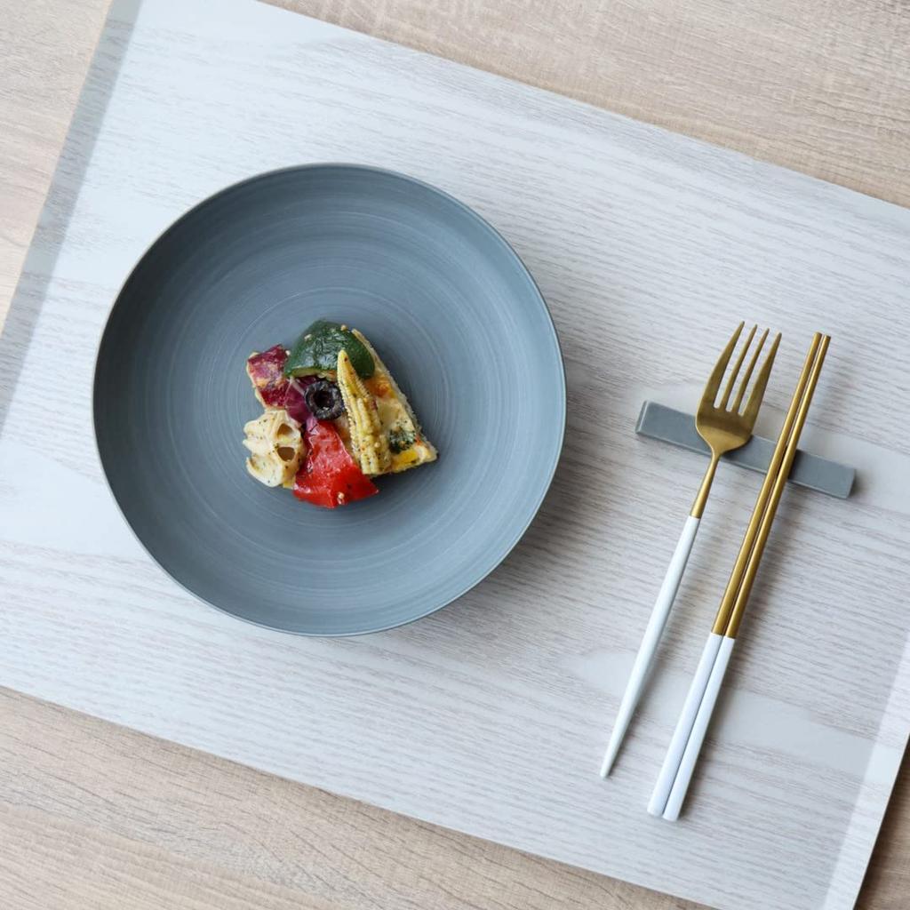Yamachu Modern and Cute Cutlery Rest Neutral W103 X D16 X H12 Chopstick Rest for and Simple and (Gray, Color) (approx. Mm) Spoon, Knife, Fork.