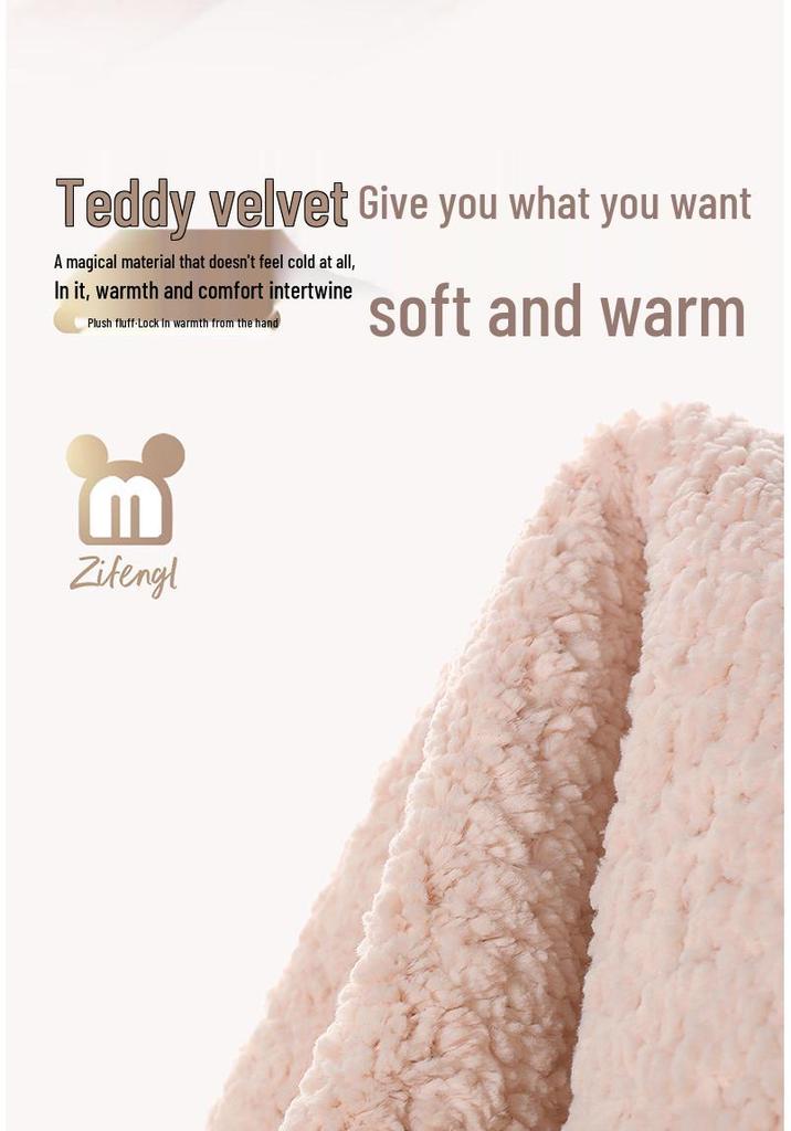 Cozy Non-Slip Plush Steering Wheel Cover - Cute, Warm, and Universal for All Seasons