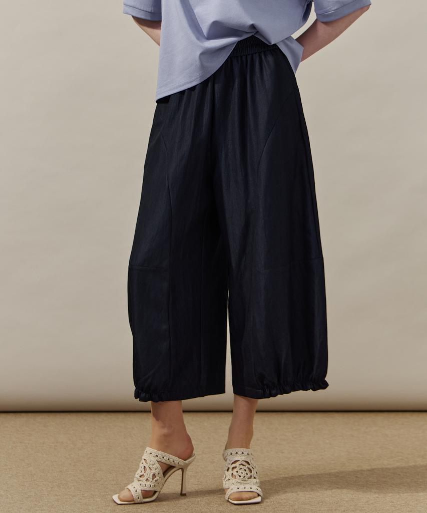 M.GRAF Curved Balloon Wide Elastic Waist Frill Pants
