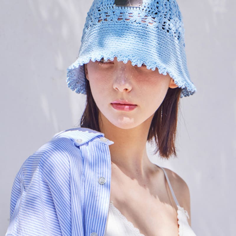 

VARZAR VA Plate Crochet Bucket Hat Sky FREE