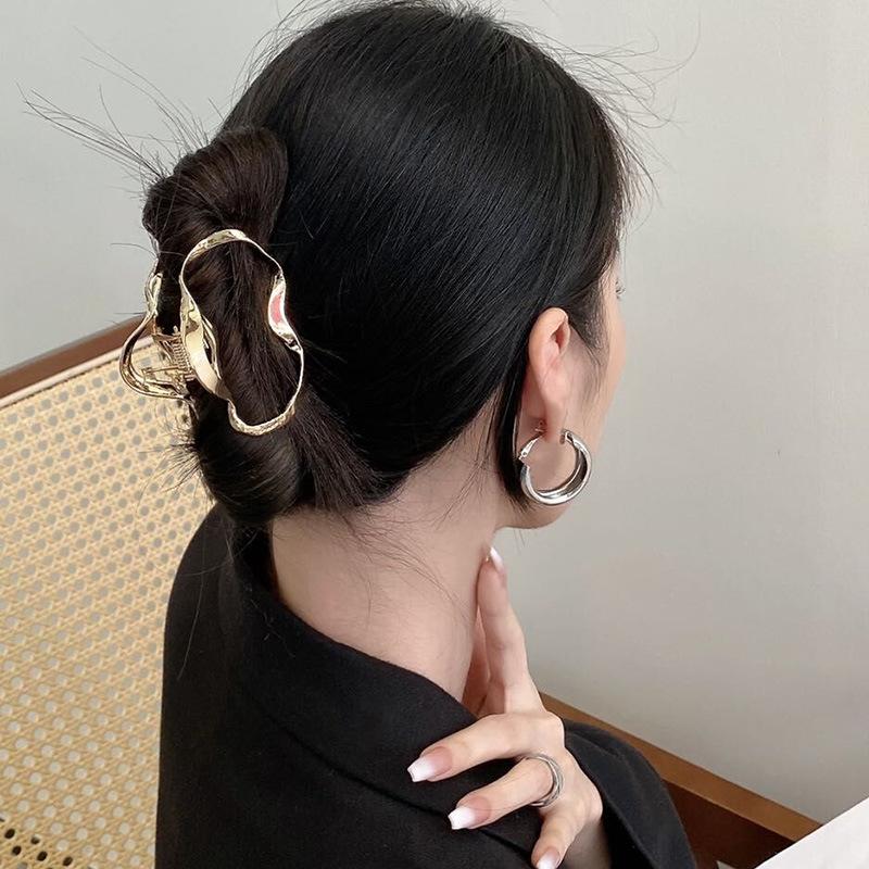 Irregular Geometric Shark Clip New Vintage Metal Hair Clip Crab Barrettes Hairgrip Hair Accessories for Girls Women Hair Claws Headwear