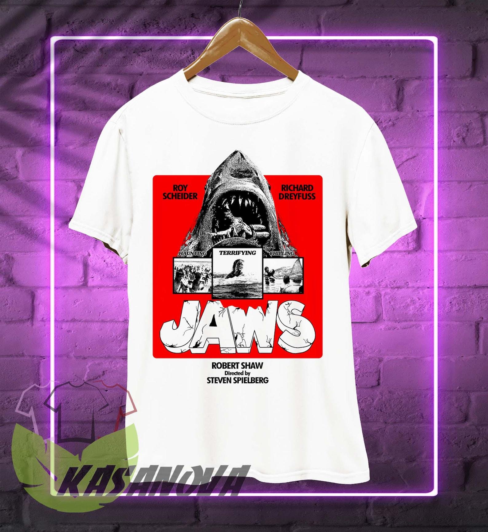 Vintage JAWS Movie Shirt, Retro Steven Spielberg Horror Film Tee, Shark Graphic T-Shirt, Classic Thriller Movie Fan Gift 3XL
