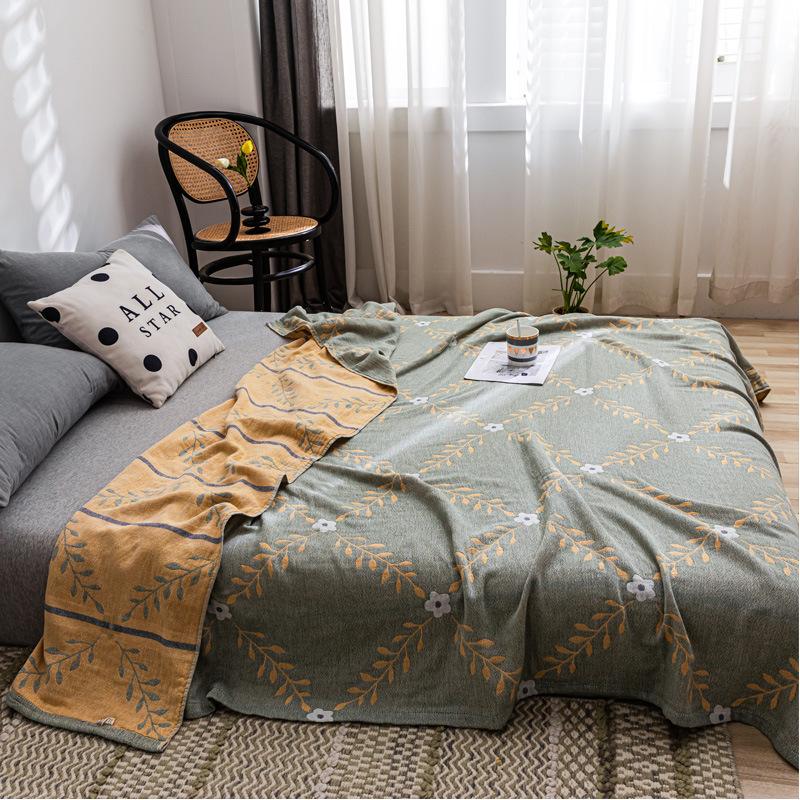 The New Cotton Four-layer Gauze Towel Quilt Is Covered with A Nap Air Conditioning Blanket and A Summer Cool Quilt and A Casual Blanket All Cotton