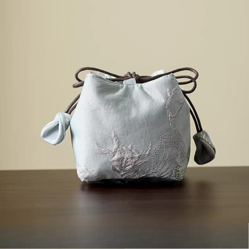 

Brocade Tea Cup Storage Bag Thickened Storage Travel Bag Lidded Bowl Teapot Drawstring Storage Bag Tea Ceremony Accessories 9.5x9.5cm