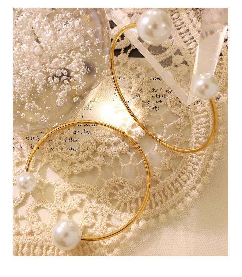 Korean Style Non-fading Faux Pearl Bracelet for Women, Exquisite 18K Gold-Plated Titanium Steel.