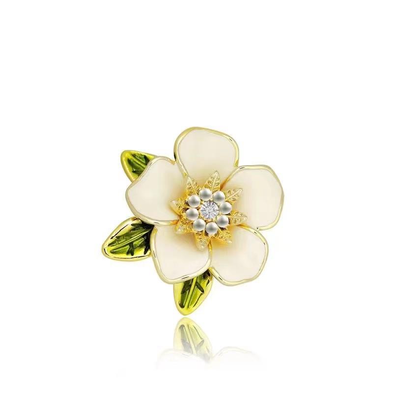 Vintage Gardenia Enamel Pearl Brooch - Elegant Women's Pin Accessory