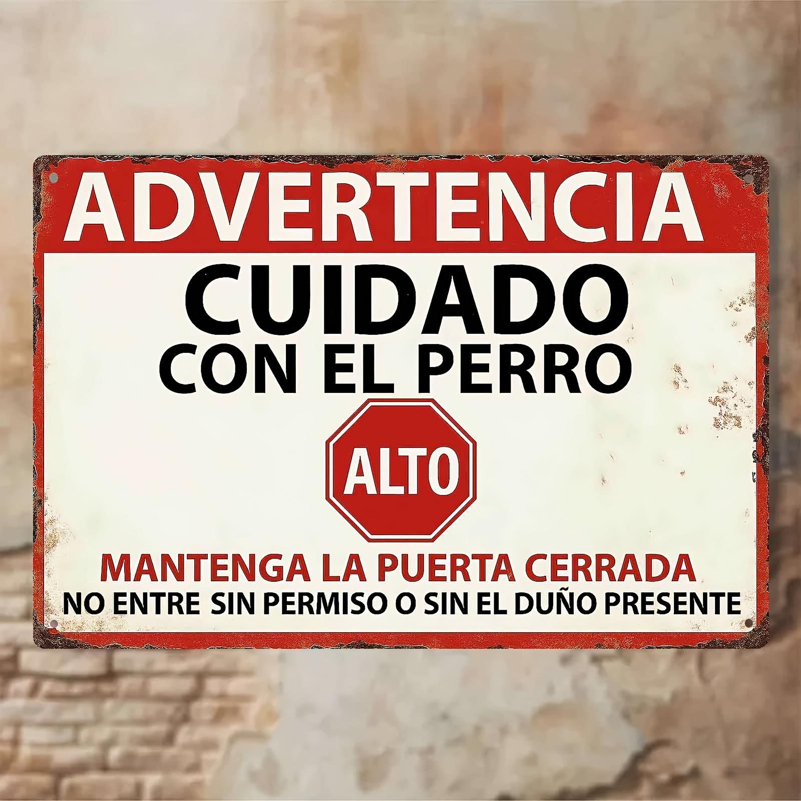 

Spanish Cuidado Con El Perro Metal Tin Sign Advertencia Alto Warning Plaque for Home Gate Yard and Pet Security 20x30cm（7.8x11.8inch）