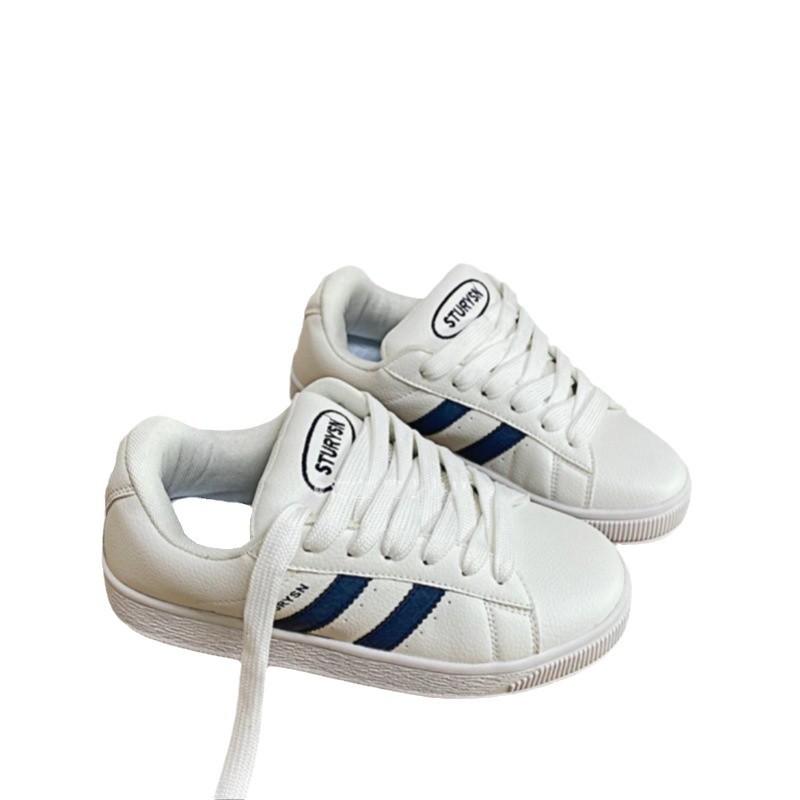 Lässige Brotschuhe Damen 2025 Frühling und Herbst neue dicksohlige beliebte Sport-Board-Schuhe flachsohlige vielseitige Nischen-weiße Schuhe