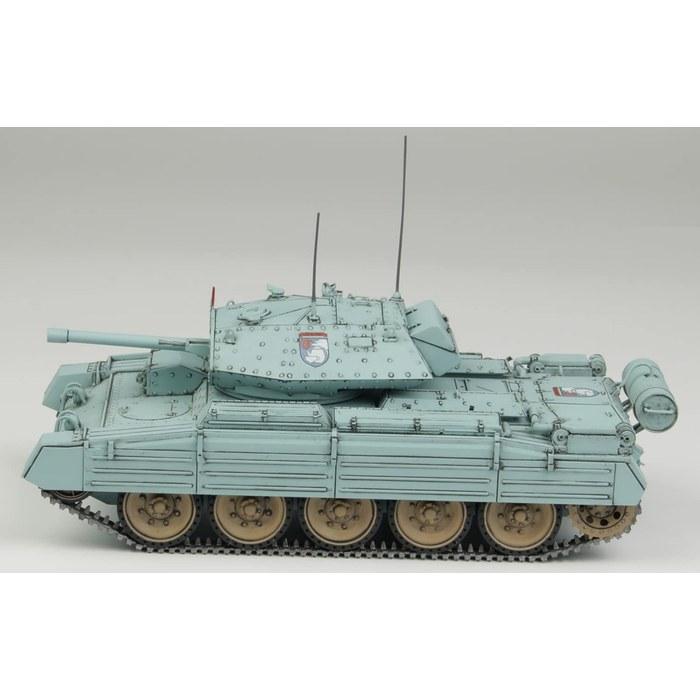 PLATZ Girls Und Panzer Final Chapter Mk.VI Cruiser Tank Crusader Mk.III Holy Gloriana Girls' Academy 1/35 Scale Plastic Model GP-75 Molded