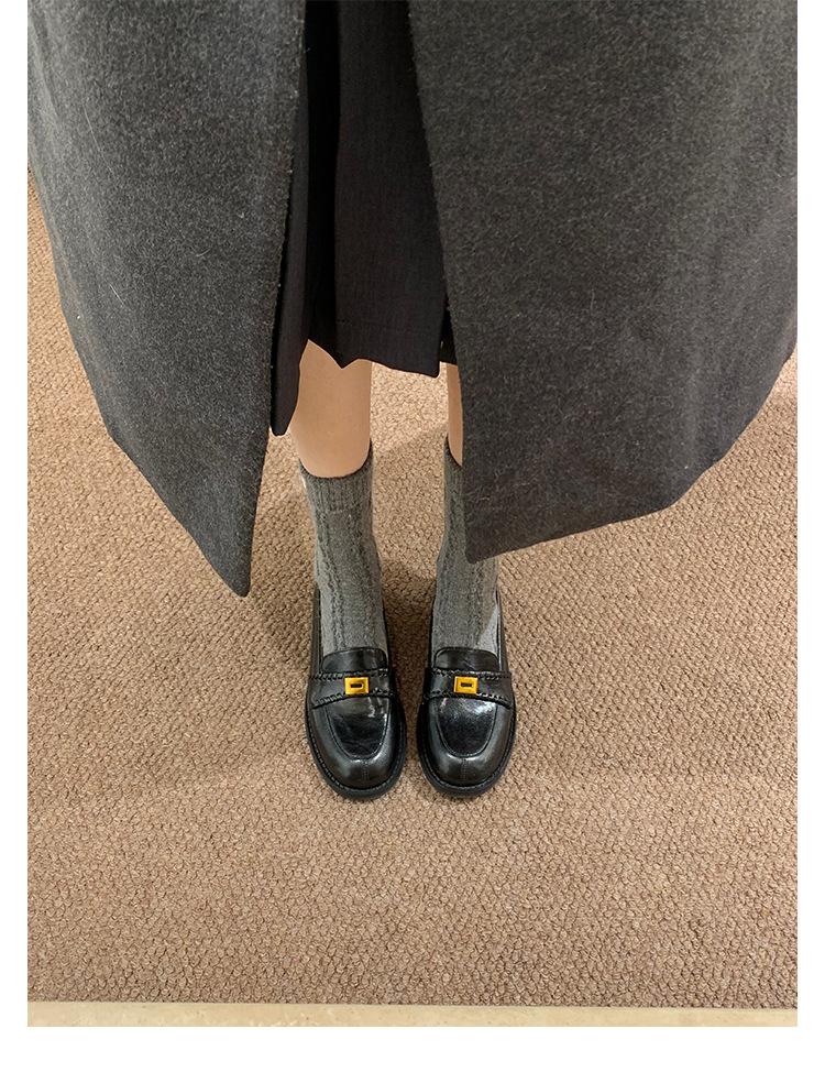 

Grape mother has the same style in stock~ British style retro small gold buckle round head lazy person with one pedal thick heel loafer leather sho 34