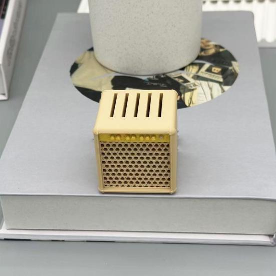 Guitar Pick Storage Box Retro Amplifier Design Pick Holder Pick Organizer Holds 5 Picks Display Stand Gift for Musicians Guitarists