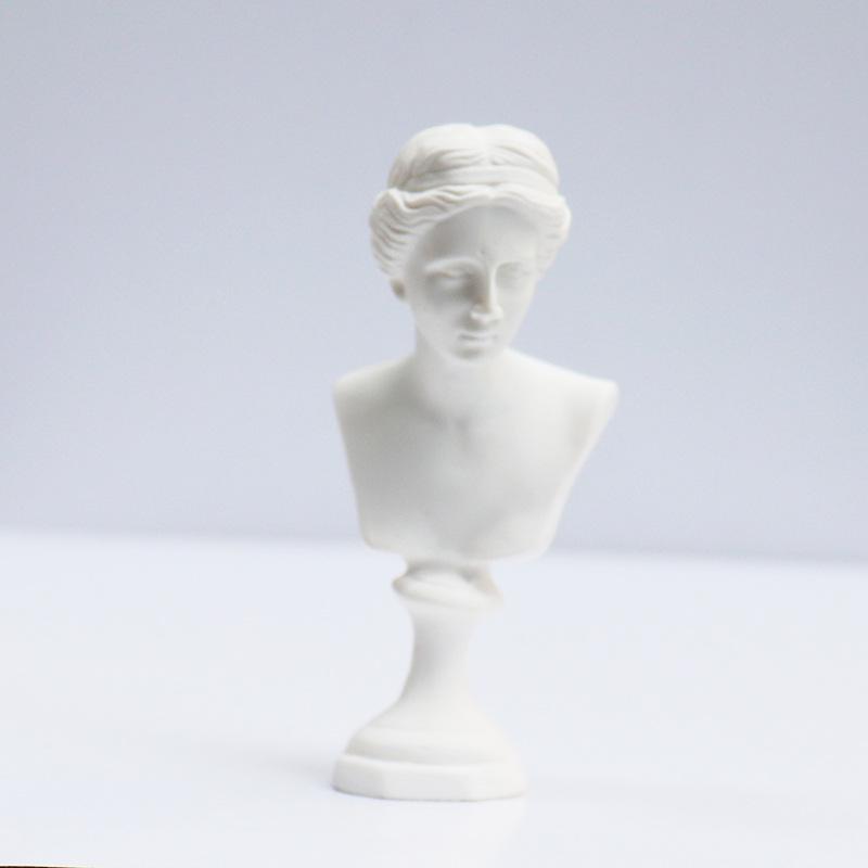 Kleine Harz-Gips-Skulptur: David & Venus Skizzenkopfmodelle