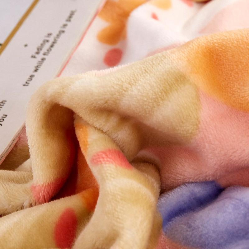 Thicken and Warm Plush Blanket Napping Flannel Blankets Active Printing and Dyeing Thin Quilt Floral Style Warm Bedspreads Large Size Bedclothes