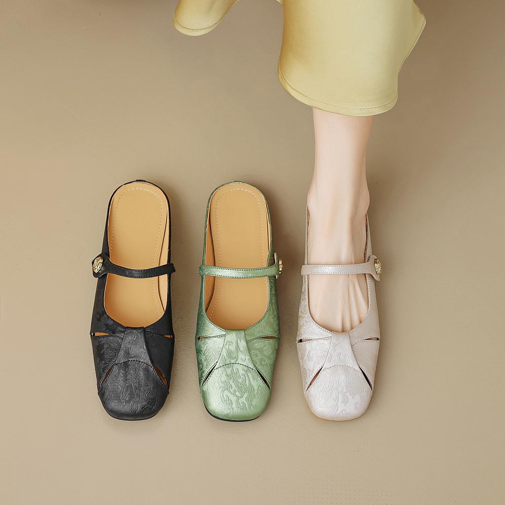 Hollow temperament Baotou cool half slippers women's summer wear 2025 new summer lazy Chinese camellia Muller shoes