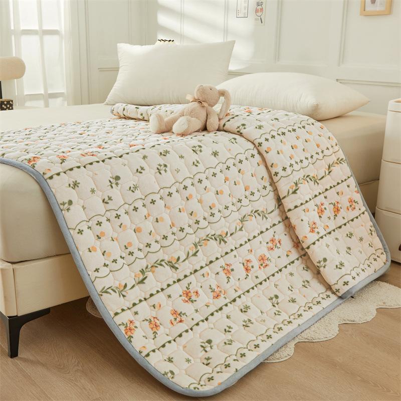 

Новый бархатный матрас из молочного бархата, флисовый матрас для студенческого общежития, мягкий матрас с мягкой подкладкой, антистатическая подушка с ворсом 200*220cm