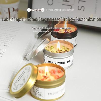 YIWXIU Aromatherapie-Kerze mit getrockneten Blumen & Kristallen in silberner Dose - Perfektes Weihnachtsgeschenk & Gastgeschenk