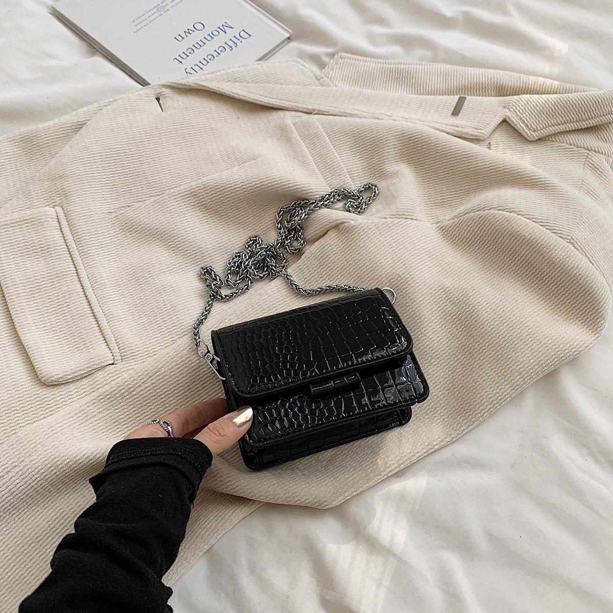 

Изысканная мини-сумка через плечо с узором из крокодиловой кожи, новые сумки через плечо из искусственной кожи с цепочками, женская модная сумочка в виде помады