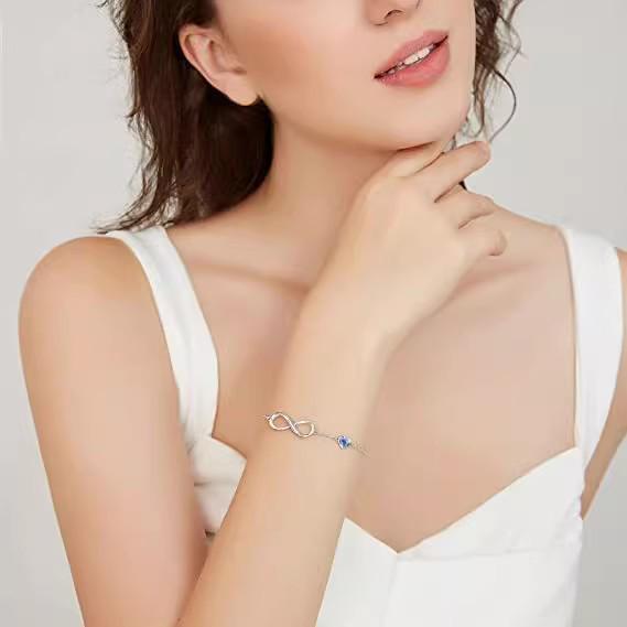 Bracciale Cuore Zircone Infinito Europeo e Americano: Regalo di Gioielli alla Moda per San Valentino