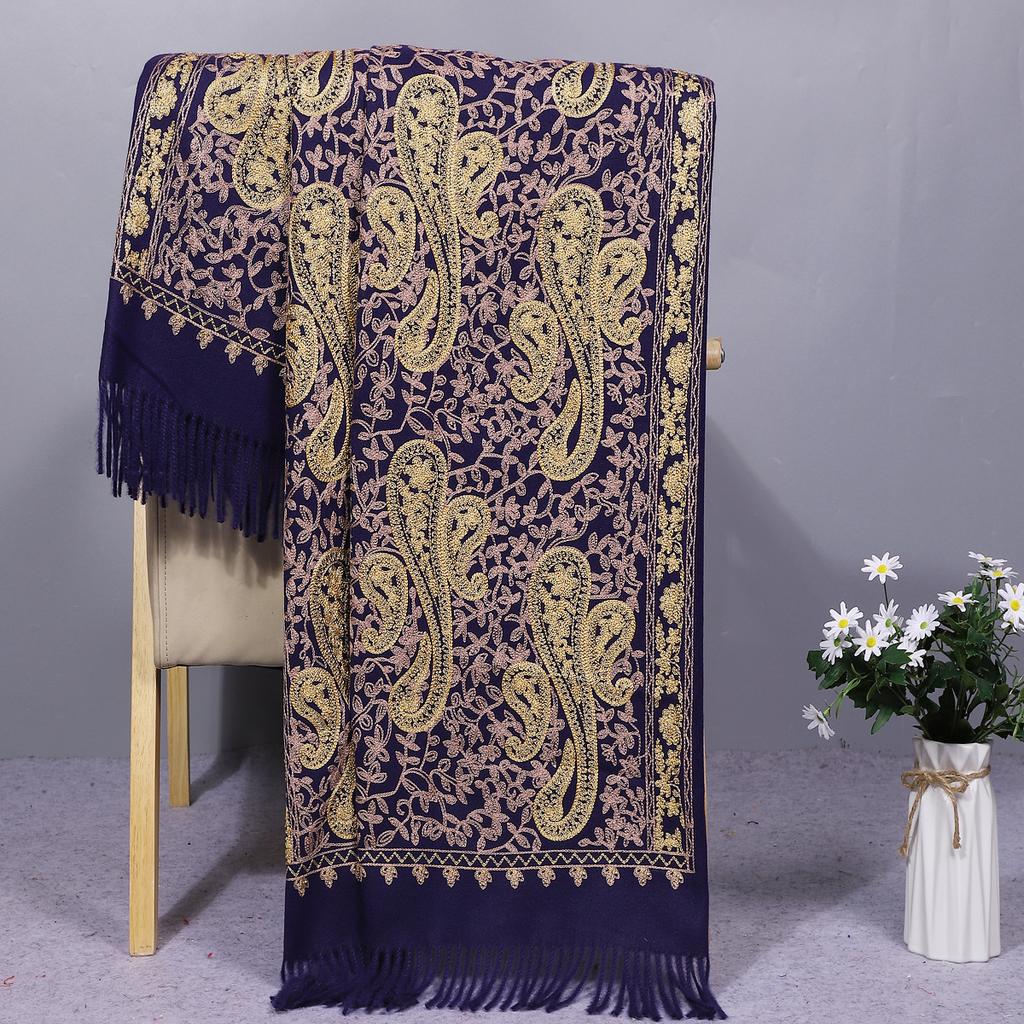 Nepal Embroidered Cashew Flower Ethnic Style Scarf for Women, Autumn and Winter Wedding Banquet Thickened Cheongsam Shawl for Scenic Areas