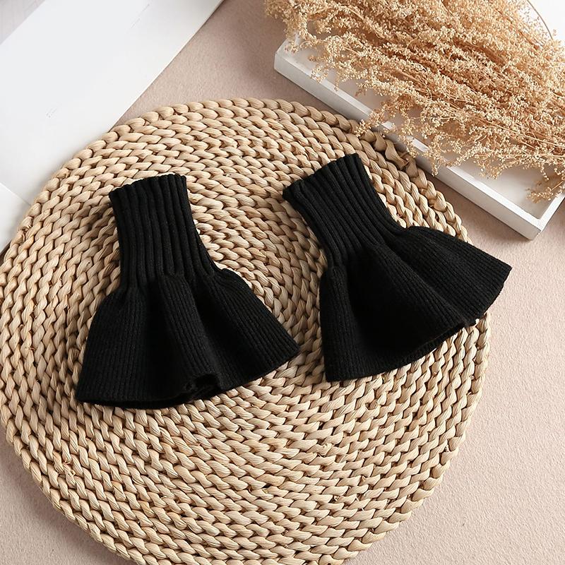 Manicure Sleeve Nails Decorated Cuffs False Sleeves Ornament Backgrounds Nail Art Display Decor Manicure Photography Props