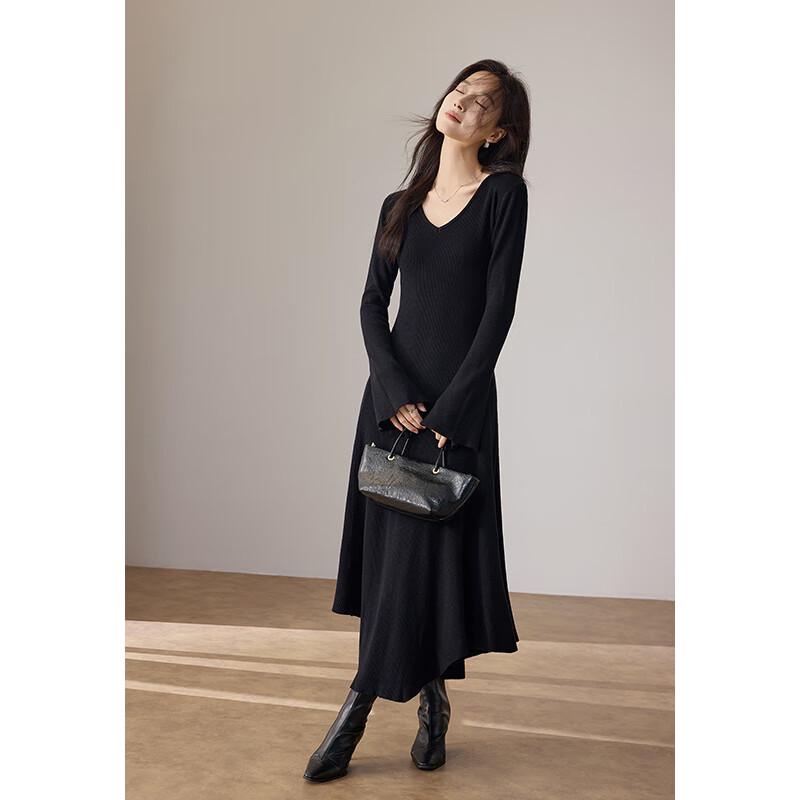 VICTORIA&VERA Women's V-Neck Knit Flare Sleeve Midi Dress