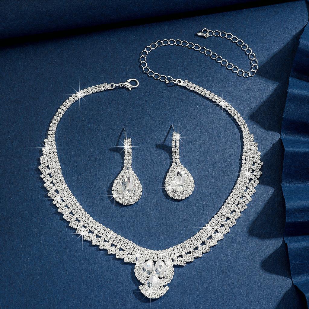 3 Women's Fashion Zircon Set Geometric Necklace Earrings Zircon Set Suitable for Party and Holiday Gifts
