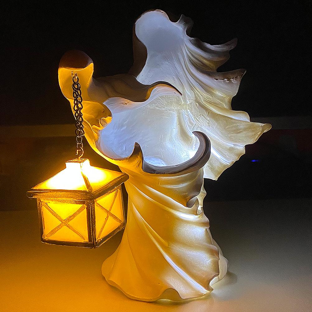 Halloween Geisterstatue mit Laterne, Harz-Geisterstatue für Halloween-Party-Dekoration