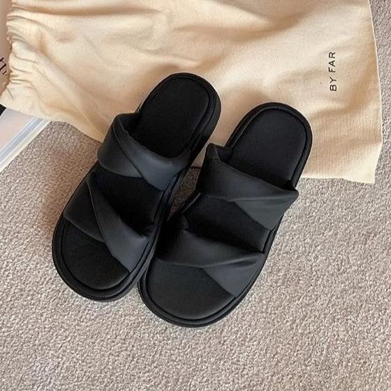 

Мягкие туфли-подушки, цельные, повседневные, на толстой подошве для женщин для ношения на улице 40 чёрный