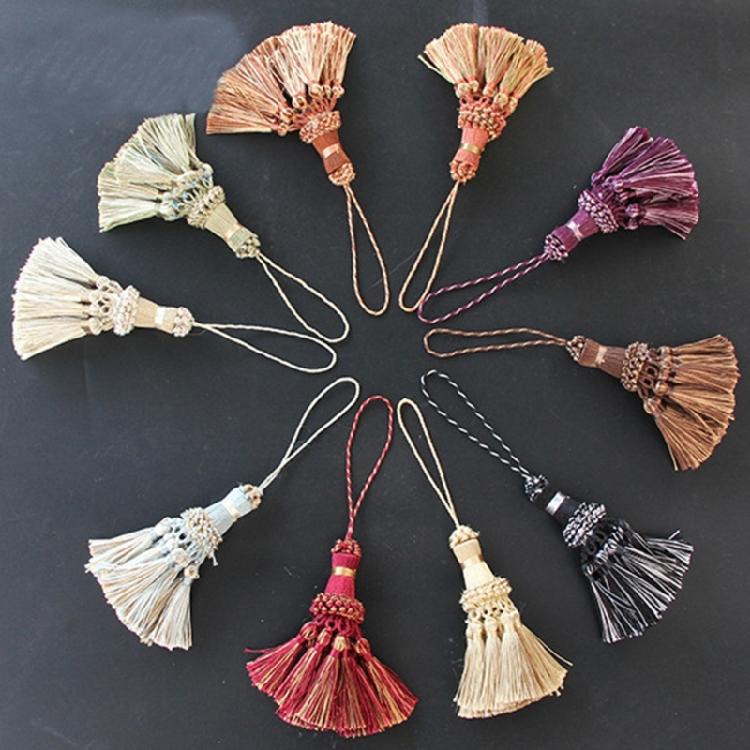 2PCS Ethnic Type Curtain Hangings Pendants Handmade Curtain Tiebacks Decoration for Living Space