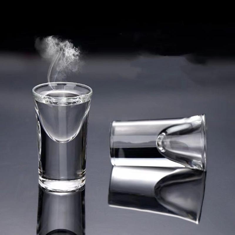 Golden Edged Small Wine Glass Luxury Vodka Glass Thick Bottom Baijiu Cup Transparent Drinkware Whiskey Glass Drinking Glasses