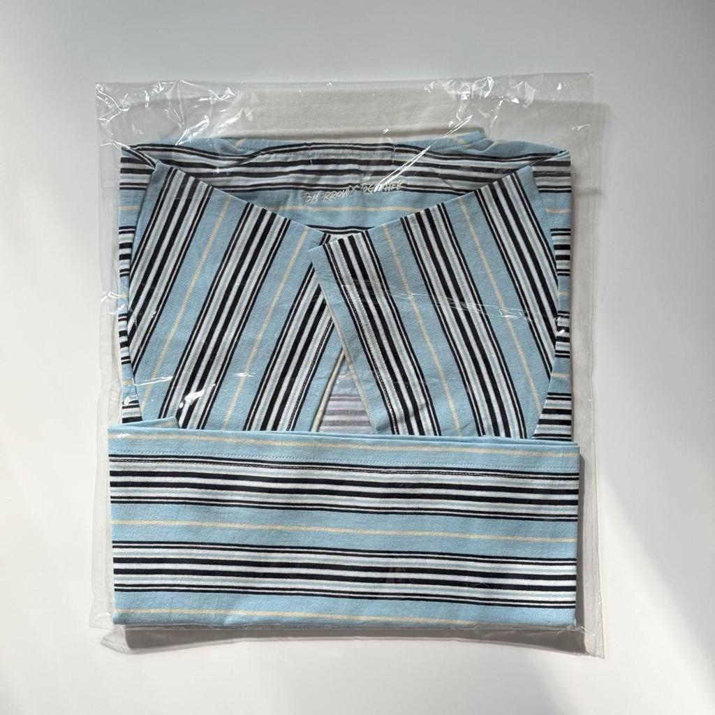 [USED] TXT CROP S/S T-SHIRT SUMMER TOGETHER M