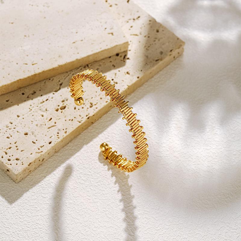 Meier 18k Gold Plated Fashion Bracelet for Office Ladies - Unique, Minimalist Ins Style Bangle - Tarnish Resistant