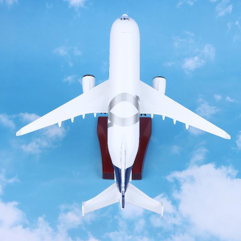 1 Набір 30см 1:Модель літака A330 Beluga Airways, лита смола, масштаб 1:80, металева модель, реактивний літак, відкритий вантажний відсік, з підставкою для демонстрації