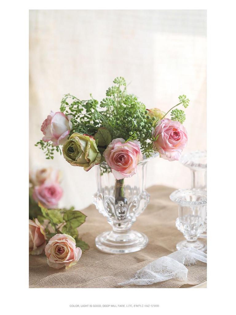 Hochwertige transparente Glasvase für elegante Heimdekoration und frische Blumenarrangements