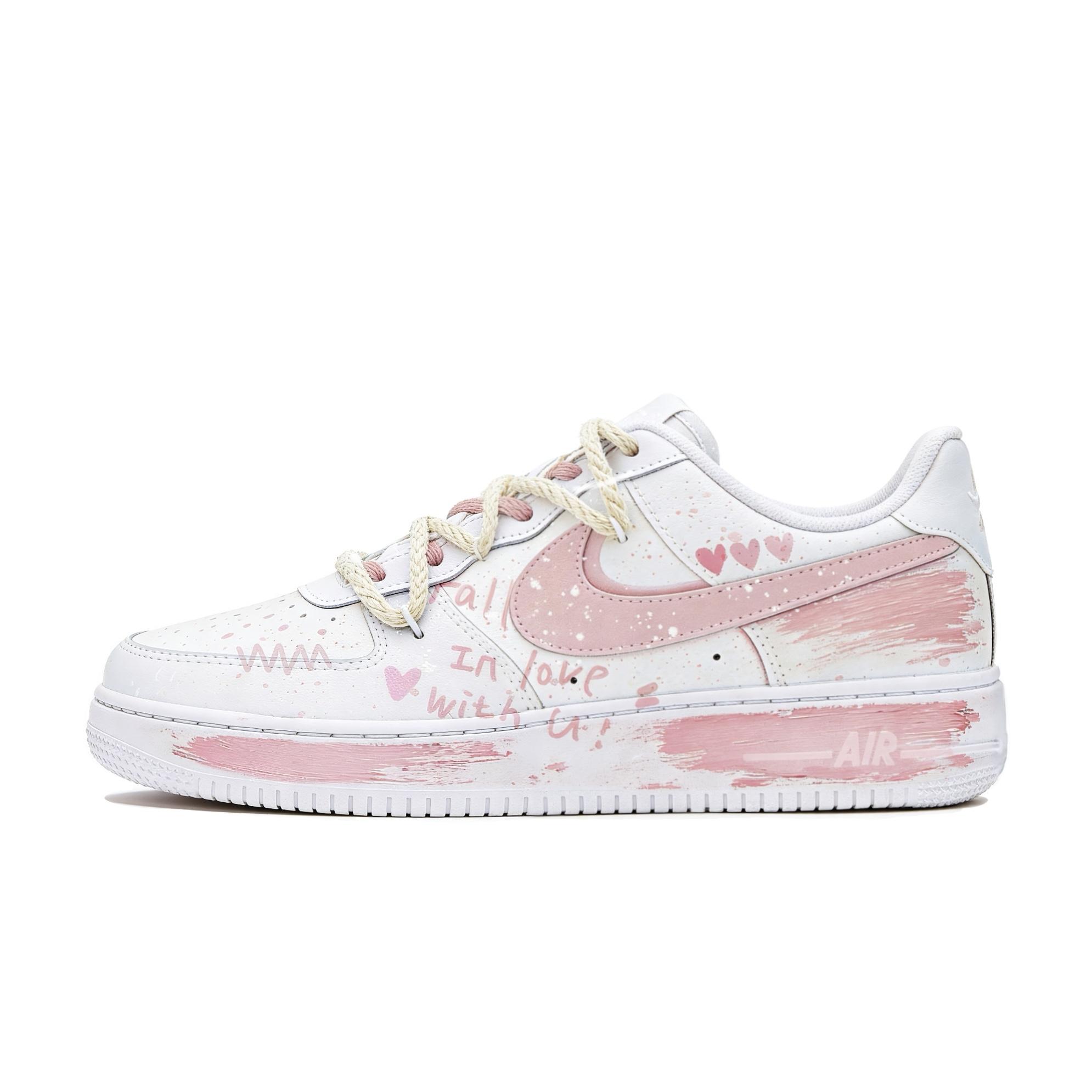

Nike Air Force 1 Graffiti Heart, Urban Chic Style, Trendy Couple Hand Drawn Slip Resistant Skateboard Shoes Unisex CW2288-111(Team2071-) 35.5