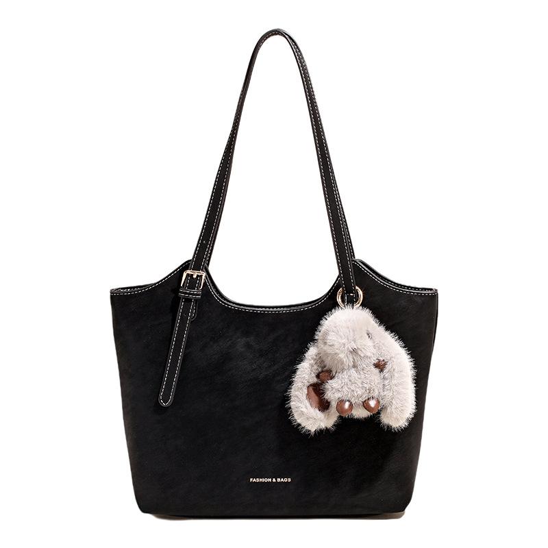 

Premium sense retro suede underarm bag large capacity shoulder bag women s 2025 autumn and winter new commuter tote bag No pendant